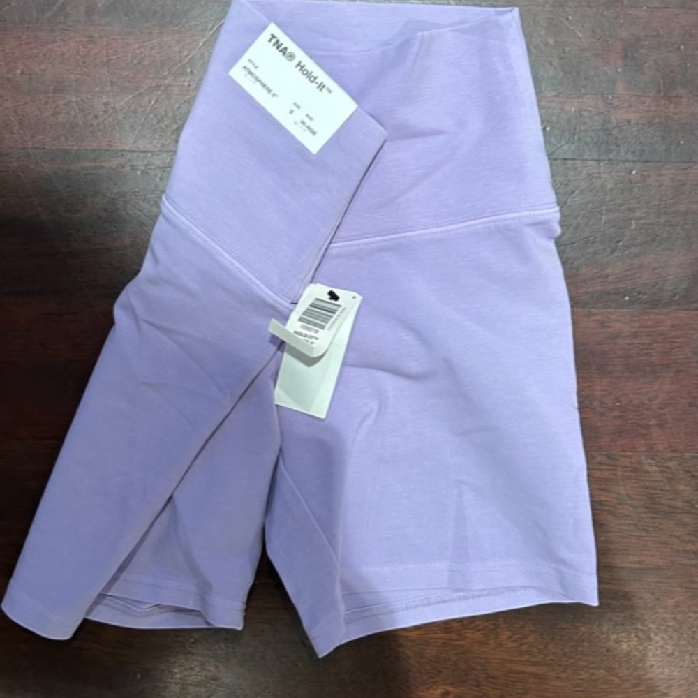 Aritzia TNA Hold-It High Rise Atmosphere 5" Biker Shorts - Lavendar